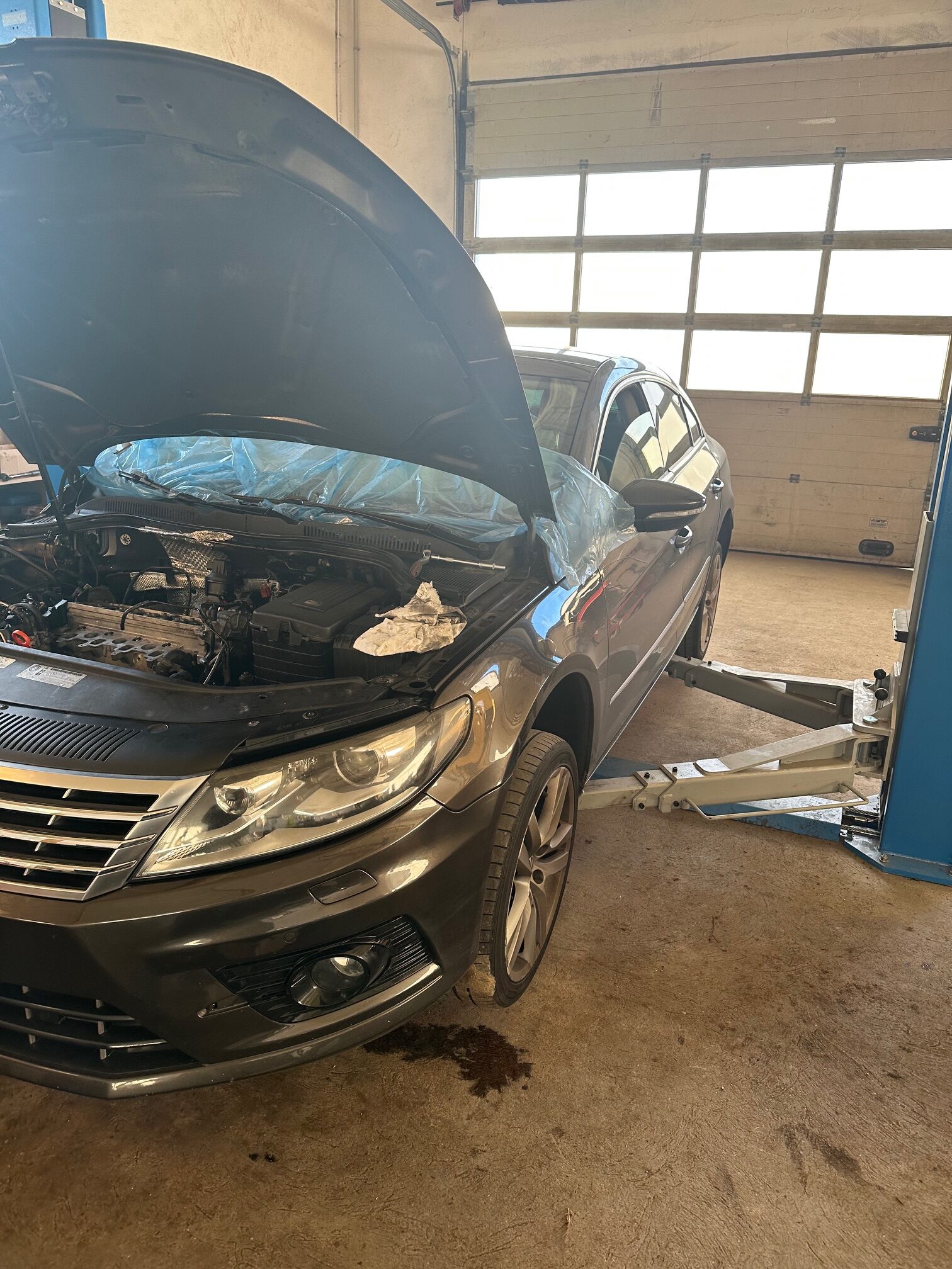 industrial hall, toore, warehouse